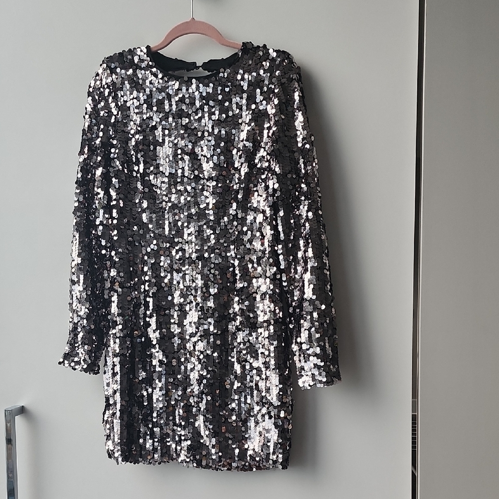 BNWT Bardot Valentina Sequin Long Sleeve Open Back Mini Dress